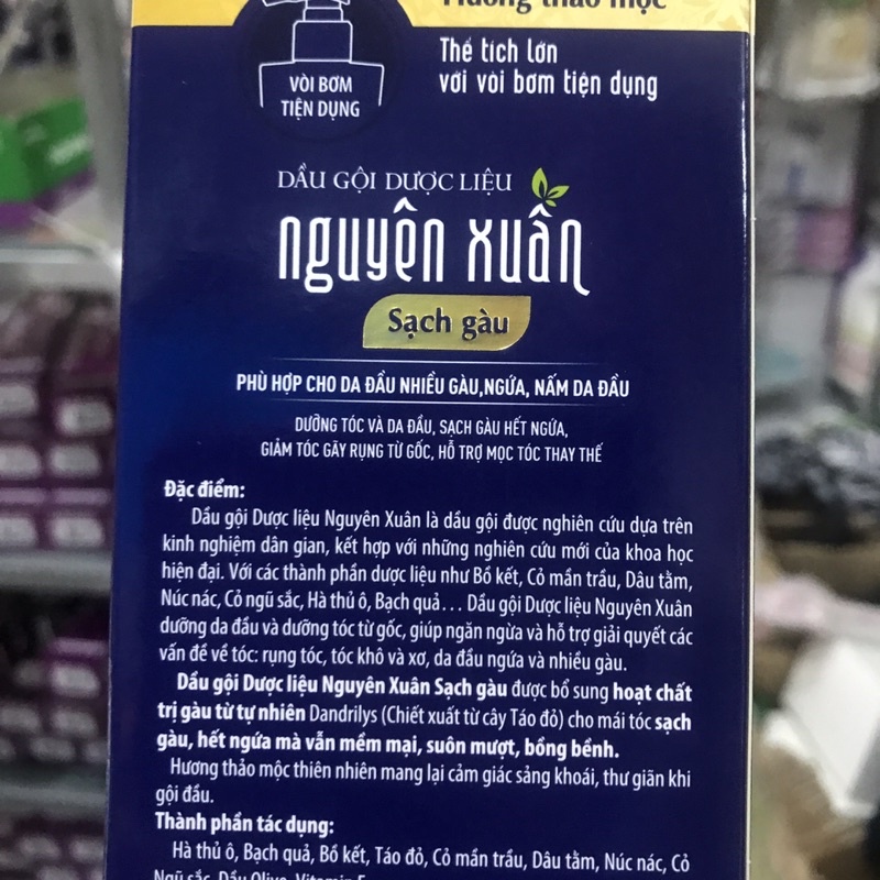 Dầu gội Dược liệu Nguyên Xuân Sạch Gàu 250ml