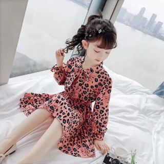 Set váy voan lụa.