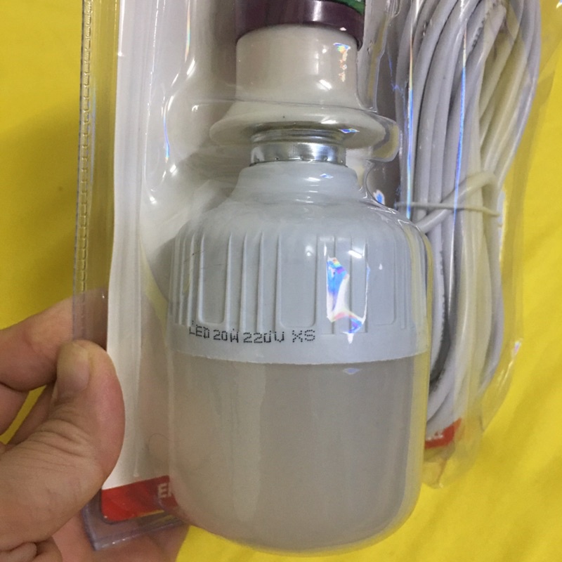 Bóng Đèn Led 15w-20w Tiết Kiệm Điện Kèm Chui Cắm Và Đuôi Công Tắc Tiện Dụng