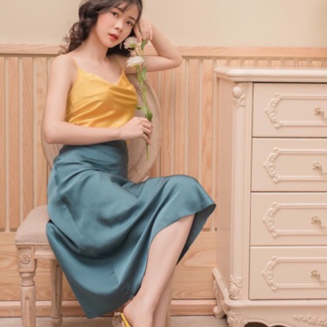 Chân váy lụa form A video thật 100% | BigBuy360 - bigbuy360.vn