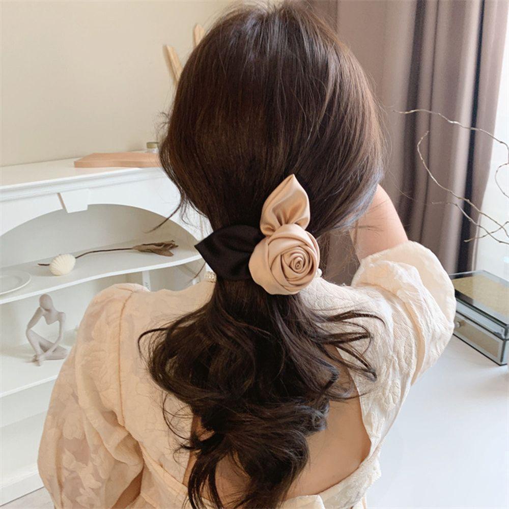Giá Đỡ Kẹp Tóc Đuôi Ngựa Hình Hoa Hồng Bằng Satin Thời Trang Nữ Đơn Giản