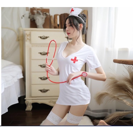 Bộ cosplay cô y tá hở lưng quyến rũ
