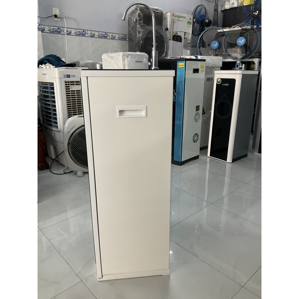 Máy lọc nước RO Kangaroo KG99A VTU 9 lõi 1 vòi - Hàng trưng bày