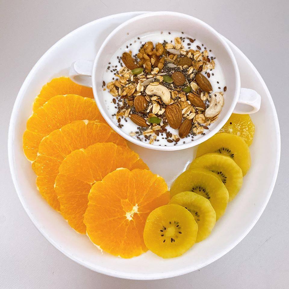 [BÁN CHẠY] Ngũ cốc granola các loại hạt, quả khô và yến mạch hỗ trợ giảm cân, lợi sữa