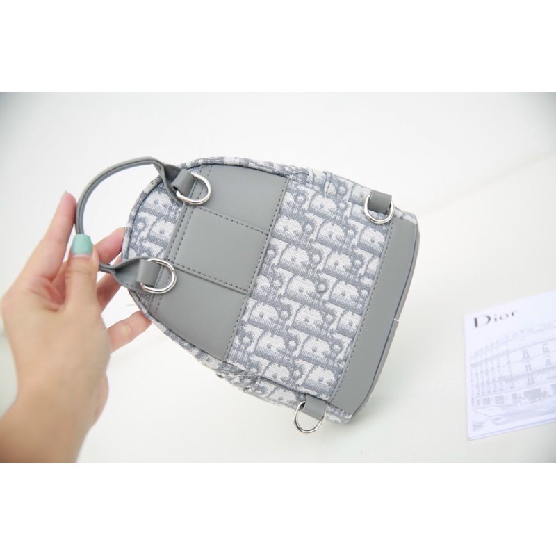 ❌ Balo Dior mini