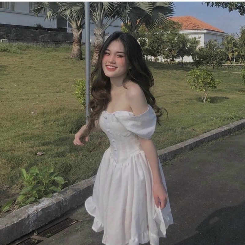 ĐẦM TRẮNG PHỐI NÚT XOÈ