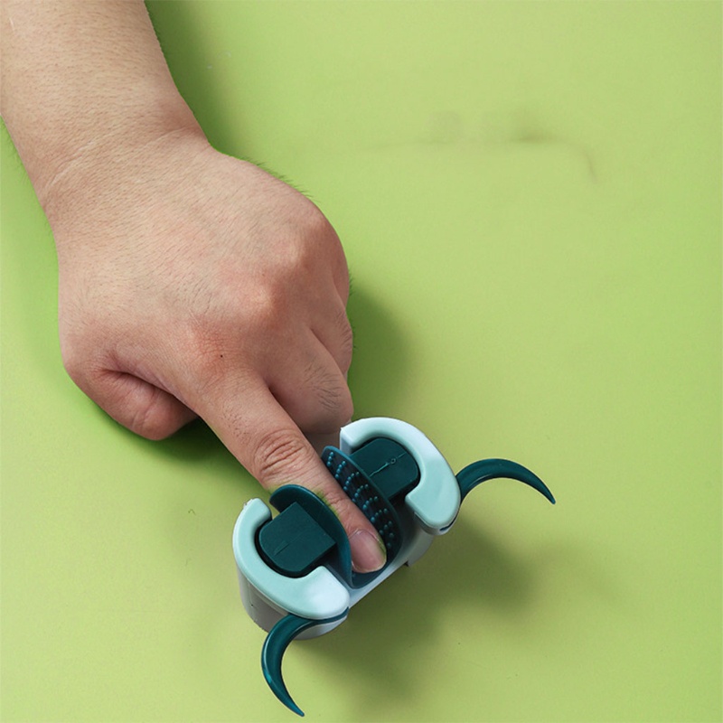 Giá Đỡ Chổi Và Cây Lau Nhà Tự Dính Tường Tiện Lợi