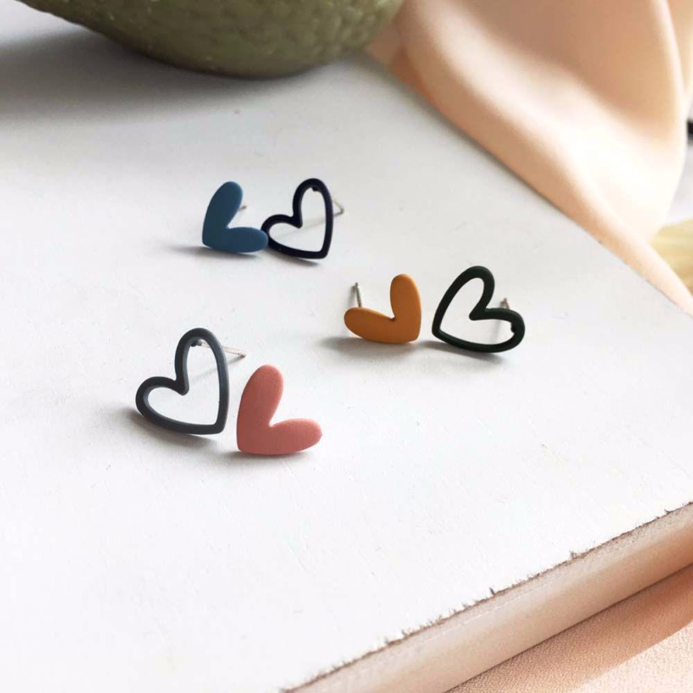QQMALL Đôi Khuyên Tai Hình Trái Tim Thời Trang Cho Nữ