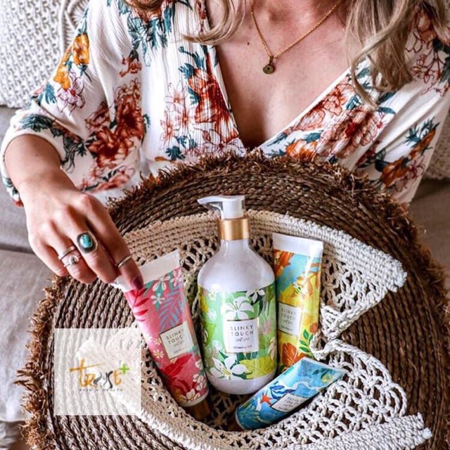 Kem Tẩy Lông SLINKY TOUCH JAPAN