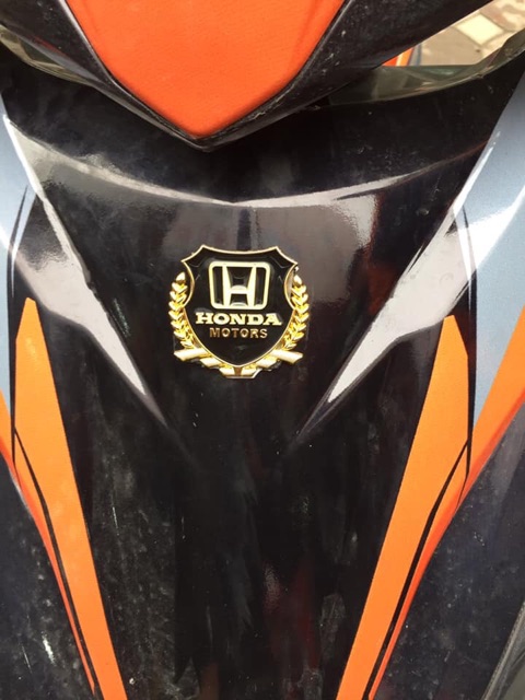 Logo dán mặt nạ sh 2017-2018 giá 1 chiếc