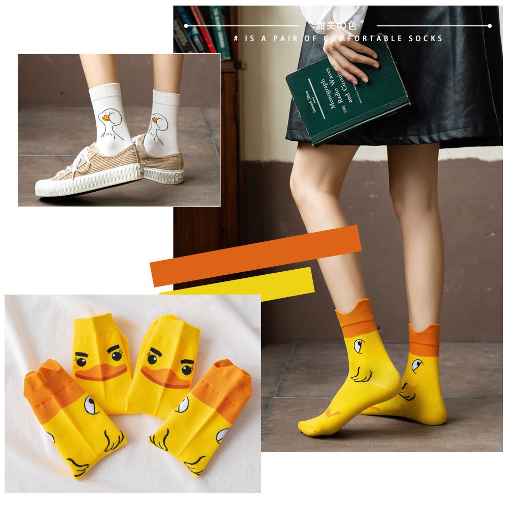 Tất cotton cổ cao in hình vịt vàng dễ thương cho nữ