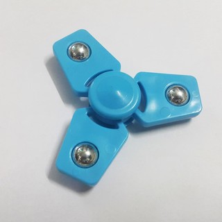 Spinner nhựa 3 bi