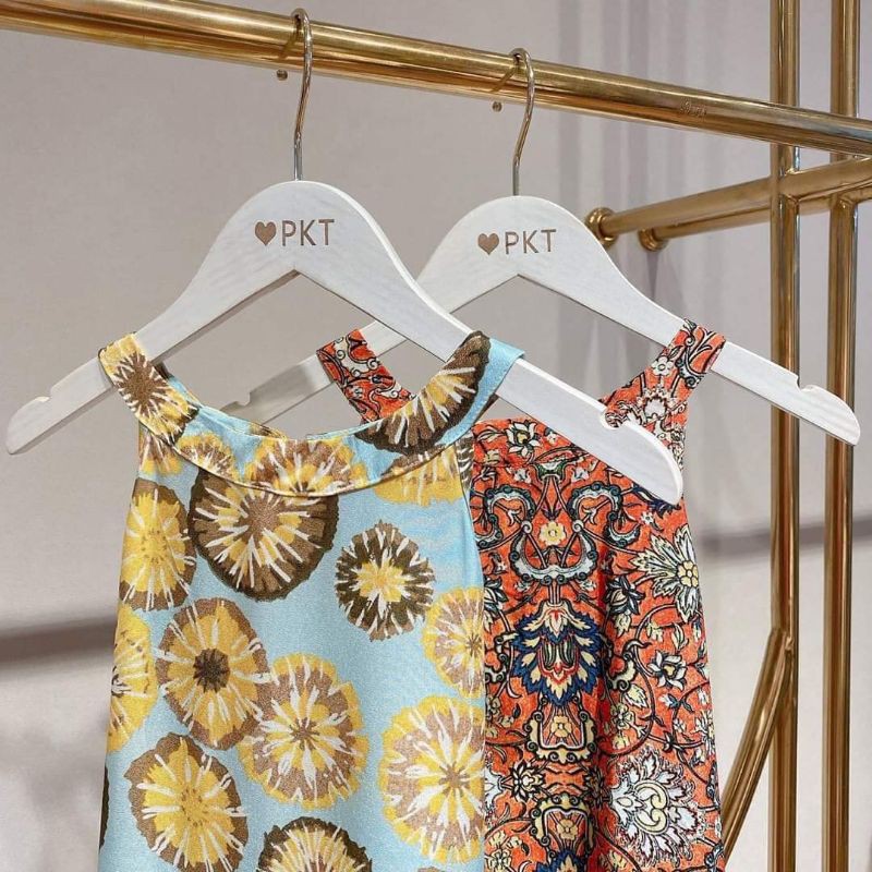 váy maxi cổ yếm dáng dài siêu xinh | BigBuy360 - bigbuy360.vn