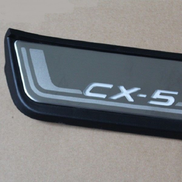 Ốp trang trí bảo vệ cửa xe MAZDA CX5 2018 2019 2020 2021 2022 2024. Ốp bậc có đèn CX5 2018 - 2023.