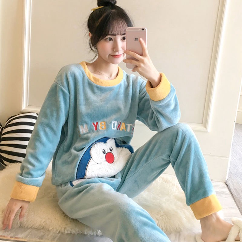 Bộ Đồ Ngủ Vải Flannel Tay Dài In Hoạt Hình Mèo Máy Doraemon Dễ Thương Cho Nữ