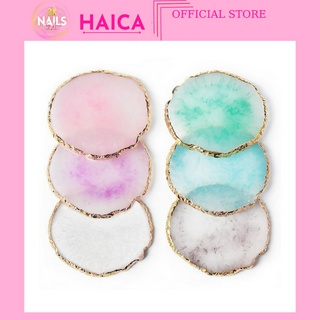 Đá pha màu và chụp ảnh mẫu móng Nail