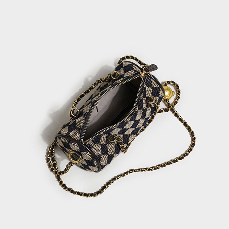 Túi đeo chéo IELGY hình trụ in sọc caro phối dây xích sành điệu