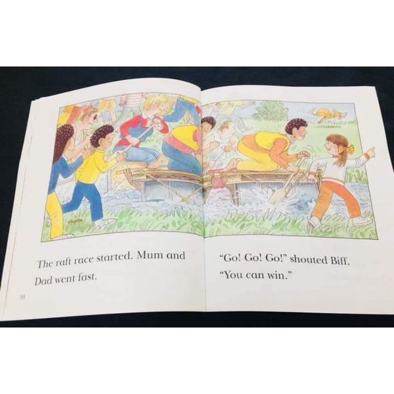 READ WITH BIFF, CHIP AND KIPPER LEVEL 4-6