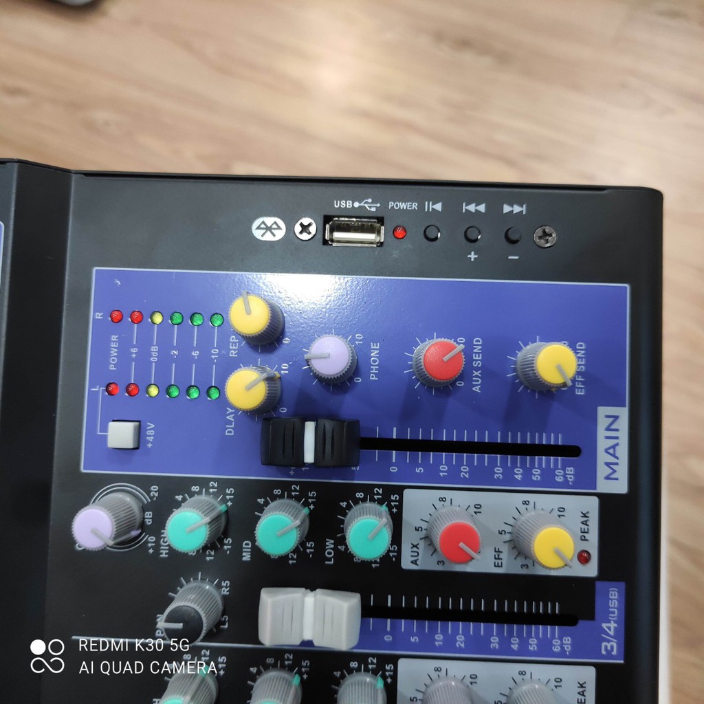 Mixer F4 (BT201-AUDIO) - Bộ trộn âm thanh Mixer yamaha Chuyên Karaoke,Livestream,Thu Âm Cao Cấp kèm 2 mic -BH 1 năm