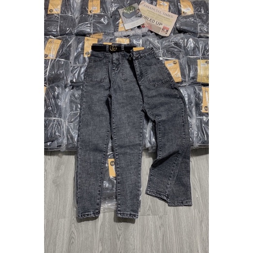 Quần jeans ôm giãn túi vuông cạp cao