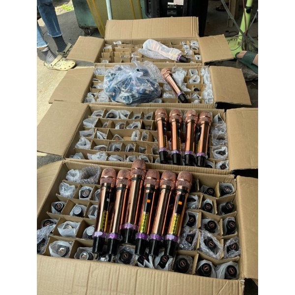 MICRO KIM LOẠI SÓNG UHF UGX 39 HÀNG MỚI NHÂT BẢN NÂNG CẤP UGX 23 - 432 VIETNAM