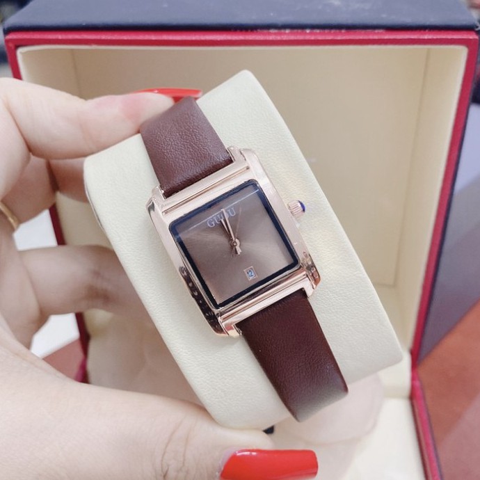 Đồng hồ nữ dây da cao cấp g.u.o.u màu nâu tây sáng tay , da mềm bền  (Đồng hồ thời trang nữ)