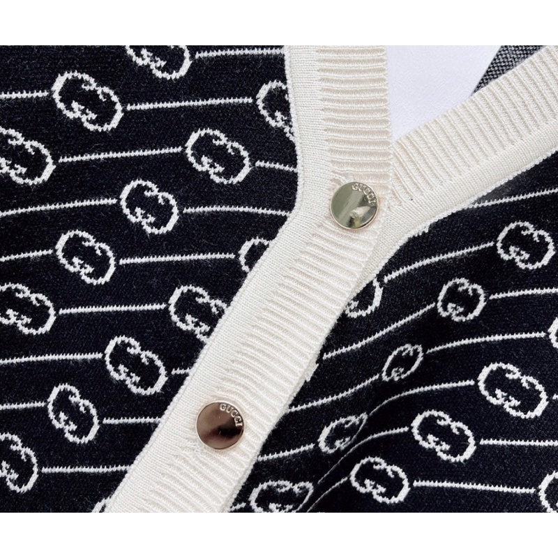 Áo khoác cảdigan nam nữ hoạ tiết GUC.CII 2 màu cực xinhh