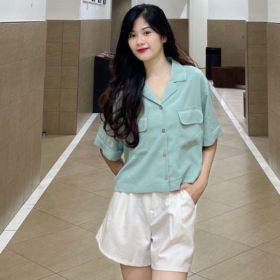 Áo sơ mi nữ cổ vest tay ngắn kiểu dáng croptop form rộng túi ngực, Áo sơ mi nữ trơn cổ vest cộc tay dáng ngắn nhiều màu