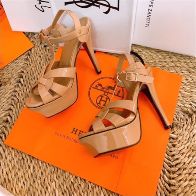 Sandal Y.S.L đúp đế đen-nude (chat trước check size ạ)