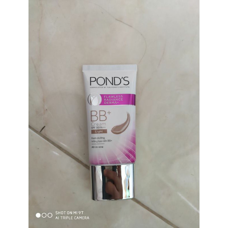 KEM NỀN POND'S - Flawless Radiance Derma+ BB Cream Light SPF30 25g