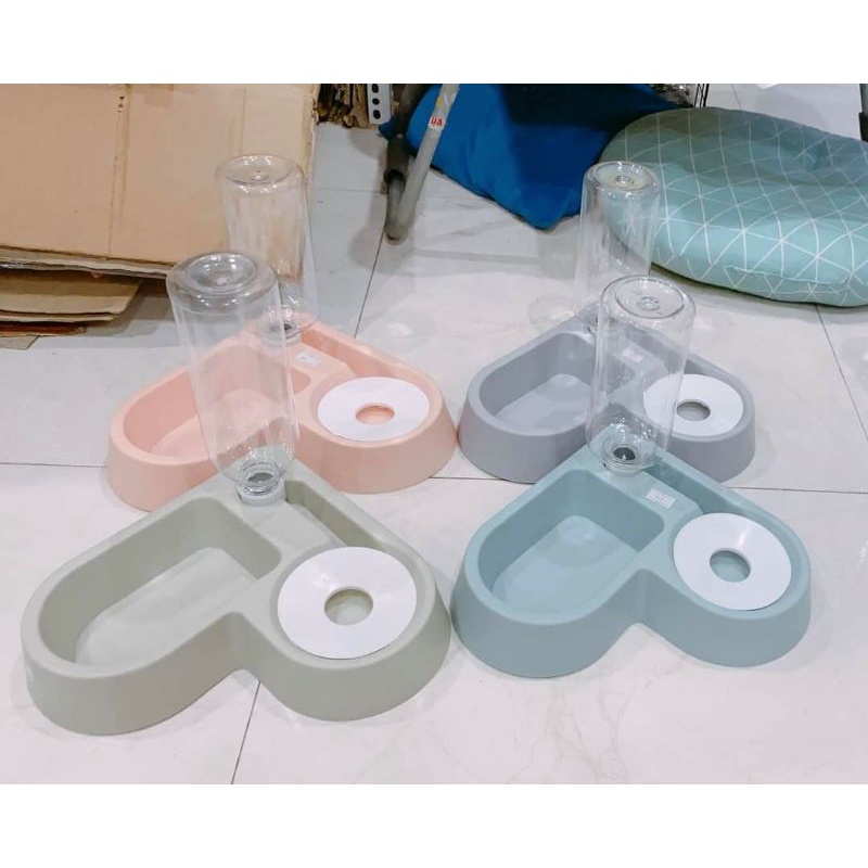 Bát ăn kèm bình tự động cho chó mèo hình tim (kèm bình tự động)