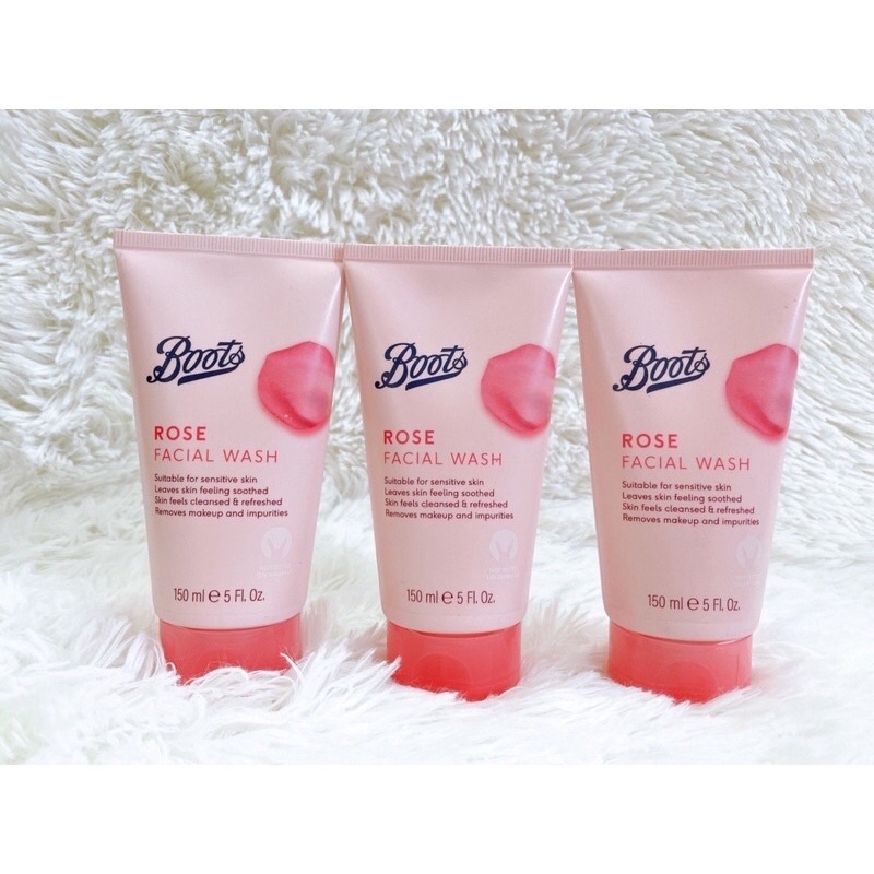 Sữa rửa mặt Rose Facial Wash Boots 150ml