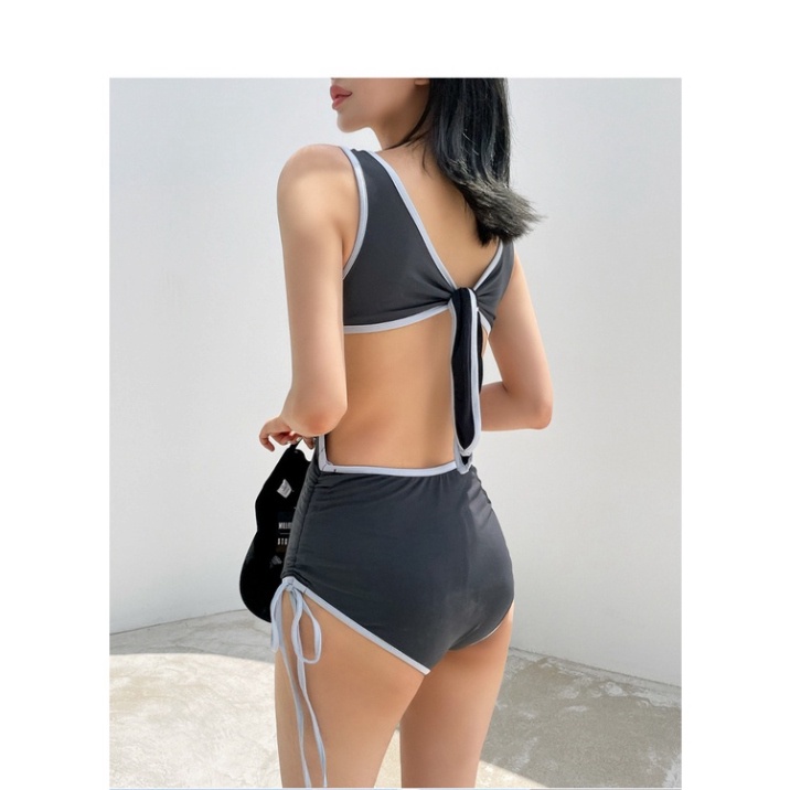 Bikini 1 mảnh LUHAZO hở lưng  đồ bơi nữ đi biển liền thân khoét eo kín đáo sexy Hàn Quốc nâng ngực 2623 DK11T203