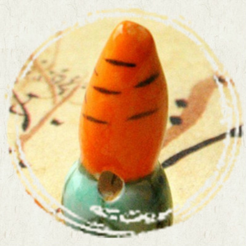 Set 2 hạt xỏ bằng gốm sứ hình củ cà rốt phong cách Trung Hoa làm trang sức