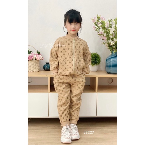 Bộ nhung kéo khoá bé gái