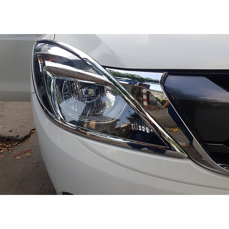 Ốp đèn pha hậu Mazda BT50 2014 - 2021 mạ crom - hàng cao cấp .