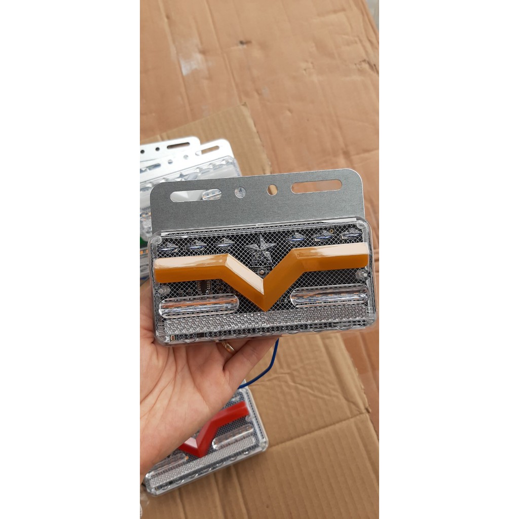Đèn sườn xe tải chữ v cao cấp 24v