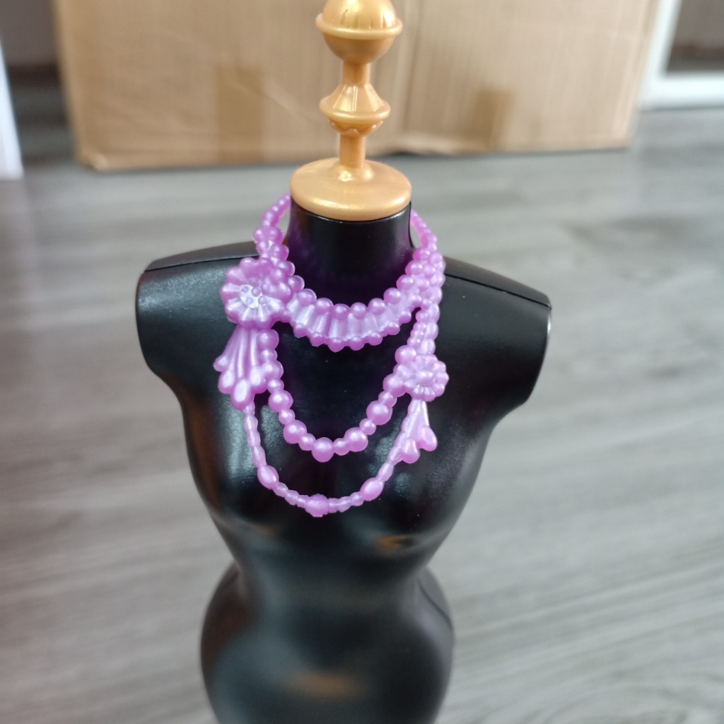 Phụ Kiện Búp Bê 30cm ,Vòng cổ các mẫu long lanh,sang trọng