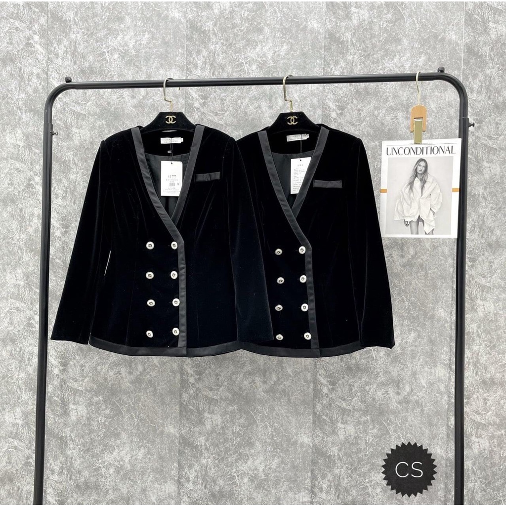 Áo vest nhung viền lụa đính khuy | BigBuy360 - bigbuy360.vn