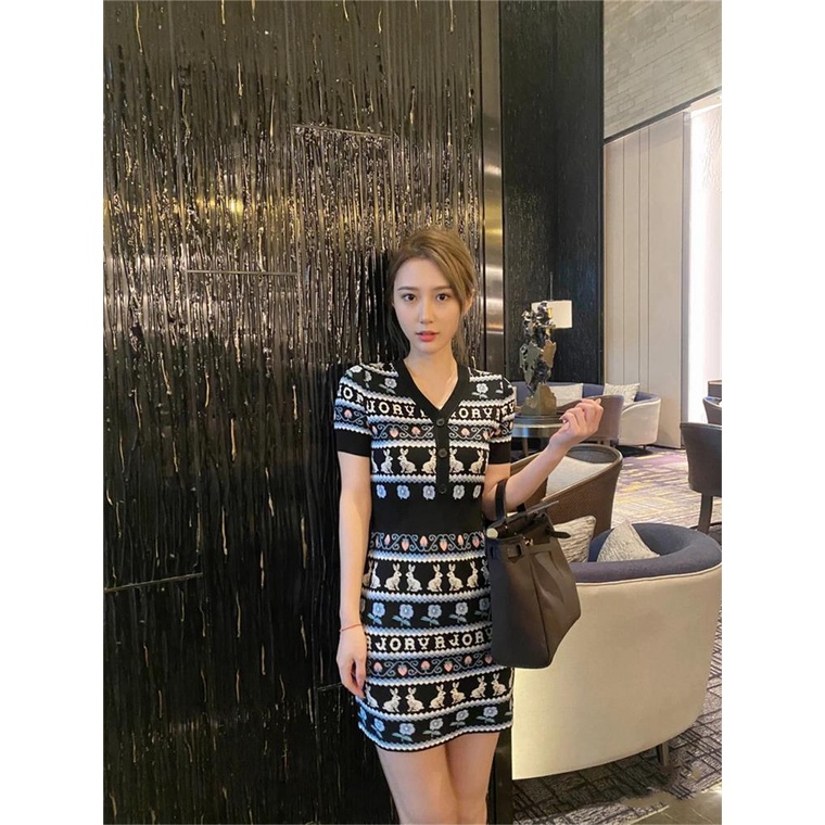 Đầm dệt kim tay ngắn chiết eo thiết kế mới thời trang mùa hè theo phong cách vintage dành cho nữ
 | BigBuy360 - bigbuy360.vn