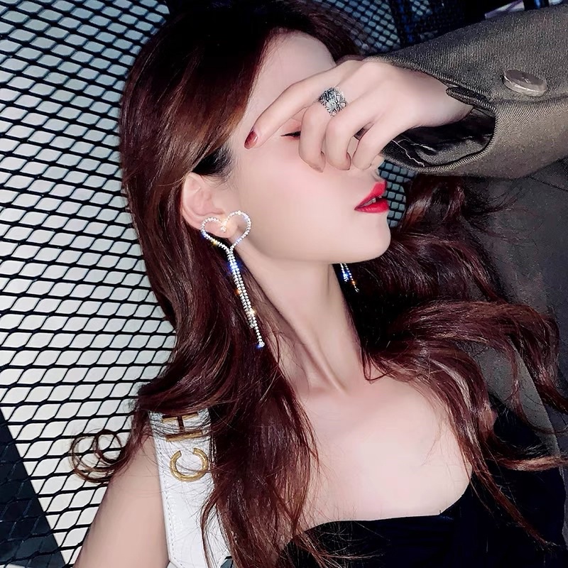 Bông tai tim dài đính đá sang chảnh phong cách hàn quốc