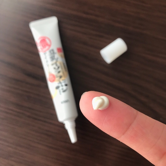 Kem Dưỡng Mắt Mờ Thâm SaNa Chiết Xuất Vitamin E | BigBuy360 - bigbuy360.vn