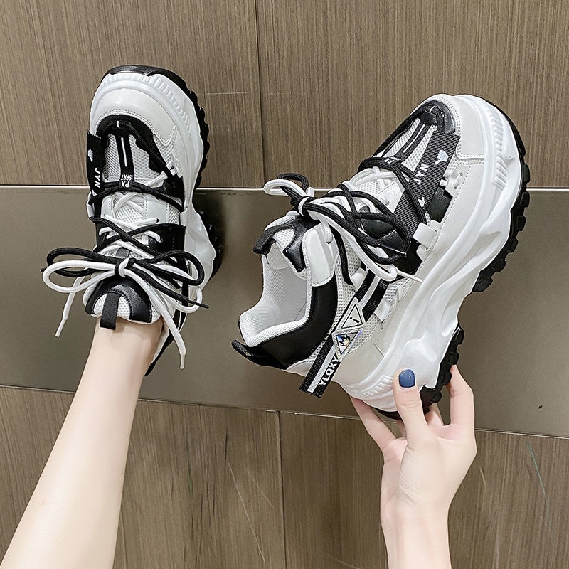 Giày Thể Thao Đế Dày 10cm Màu Xanh Lá Cây Thoáng Khí Phong Cách Châu Âu Cho Nữ