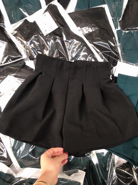 Quần short ly bồng cực tây