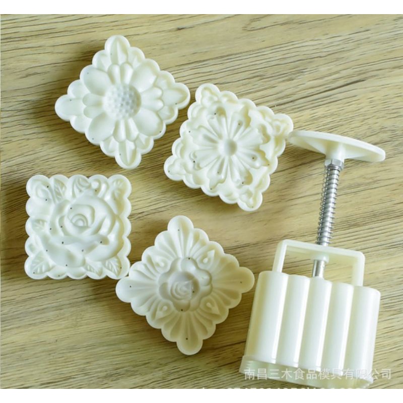 Khuôn trung thu 4 mặt  150g