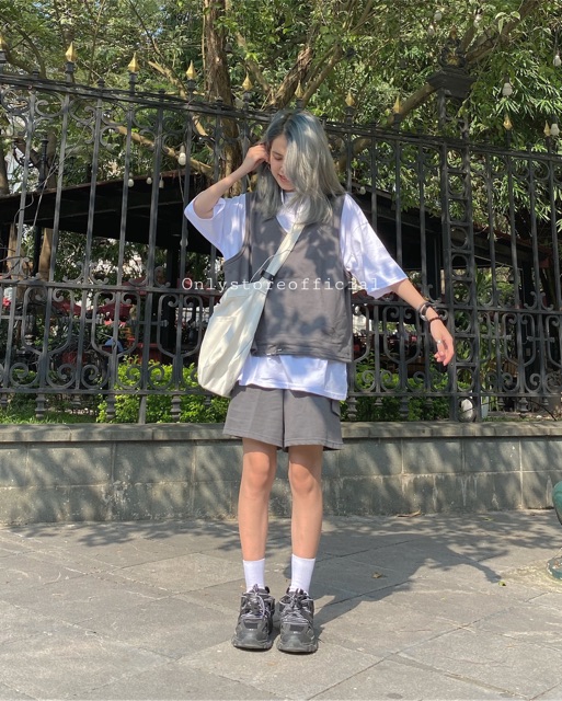 Túi đeo chéo,đựng đươc sách vở vừa a4, tông màu túi là tông tự nhiên | BigBuy360 - bigbuy360.vn