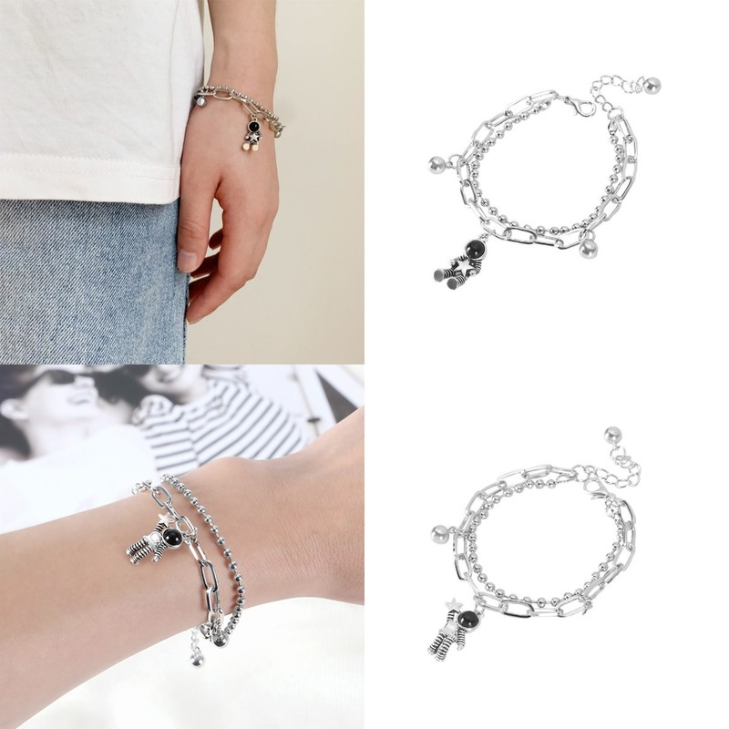 Vòng Tay Thiết Kế Mặt Hình Phi Hành Gia Đơn Giản Cho Cặp Đôi