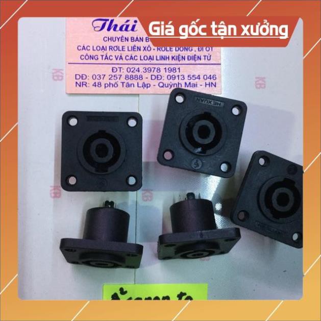 . Ổ canon to giá cho 5 chiếc ..