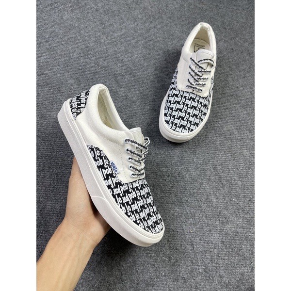 Giày nam nữ vans chữ họa tiết siêu