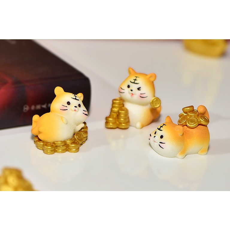 Mô Hình Trang Trí Ô Tô Bàn Làm Việc Phòng Khách - Phụ Kiện Trang Trí Taplo Xe Hơi Bộ Chú cọp thần tài Cực Yêu